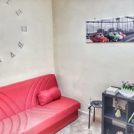 Lucky House By Holidayngo Guest house